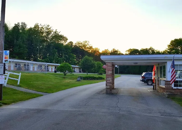 Stucco Lodge Bangor